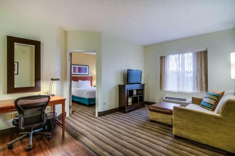 Towneplace Suites By Marriott Chicago Шаумбург Екстер'єр фото